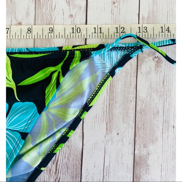 🔆 Lililane Tropical String Bikini Bottom - Picture 5 of 8